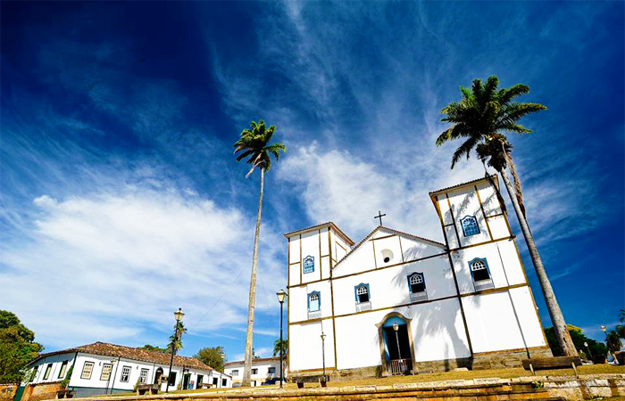 Igreja Pirenópolis: Um Roteiro pela Fé e História da Cidade